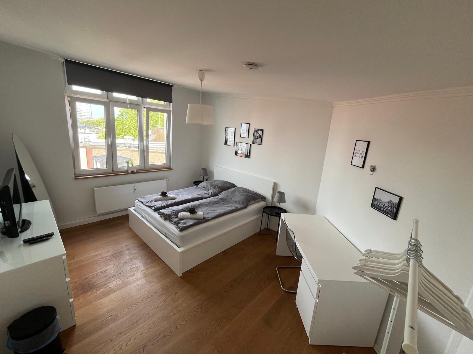 Penthousewohnung mit sonnigem Ausblick über Hamburg