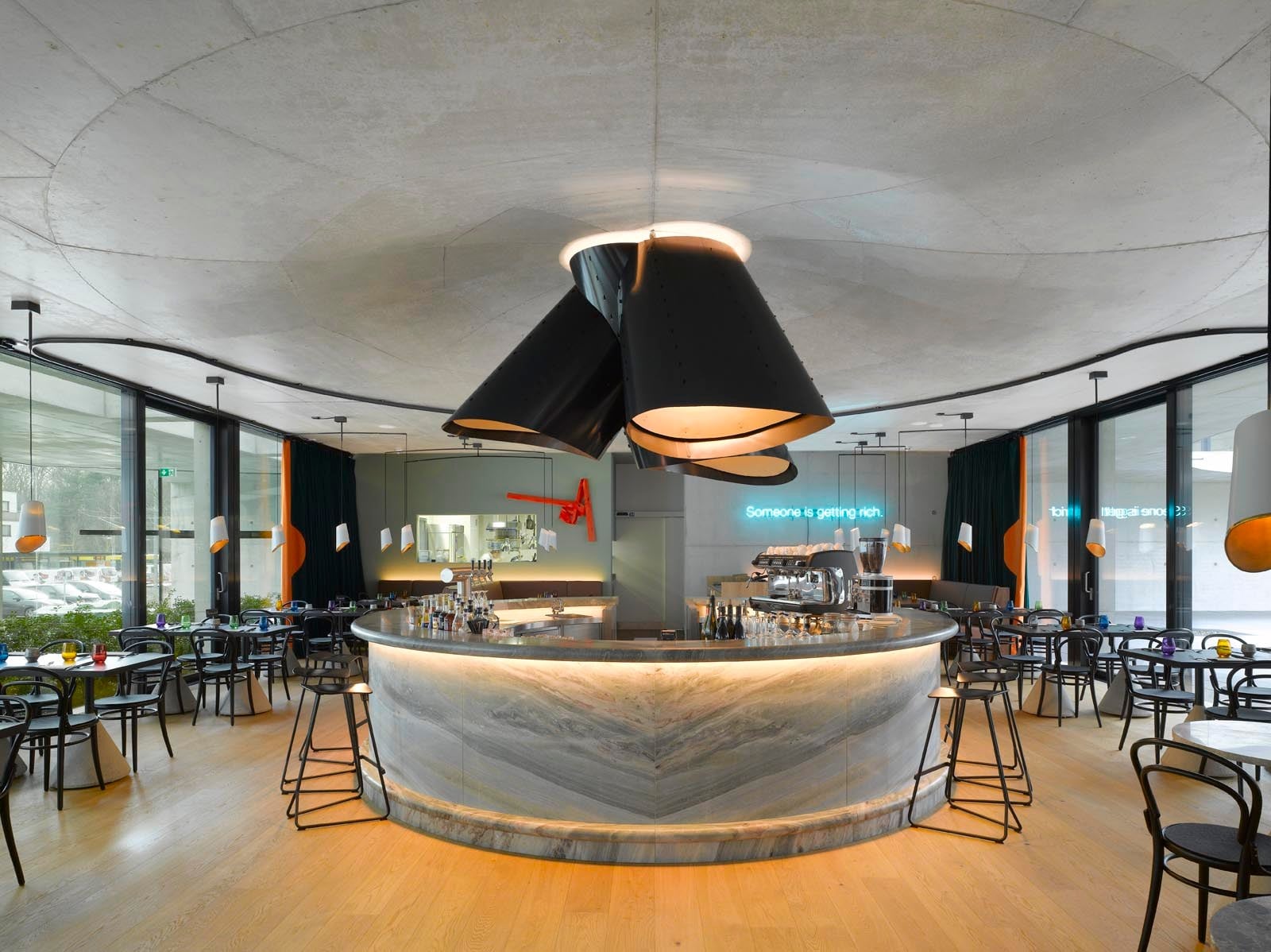 Großzügiger Innovation-Campus mit moderner Architektur