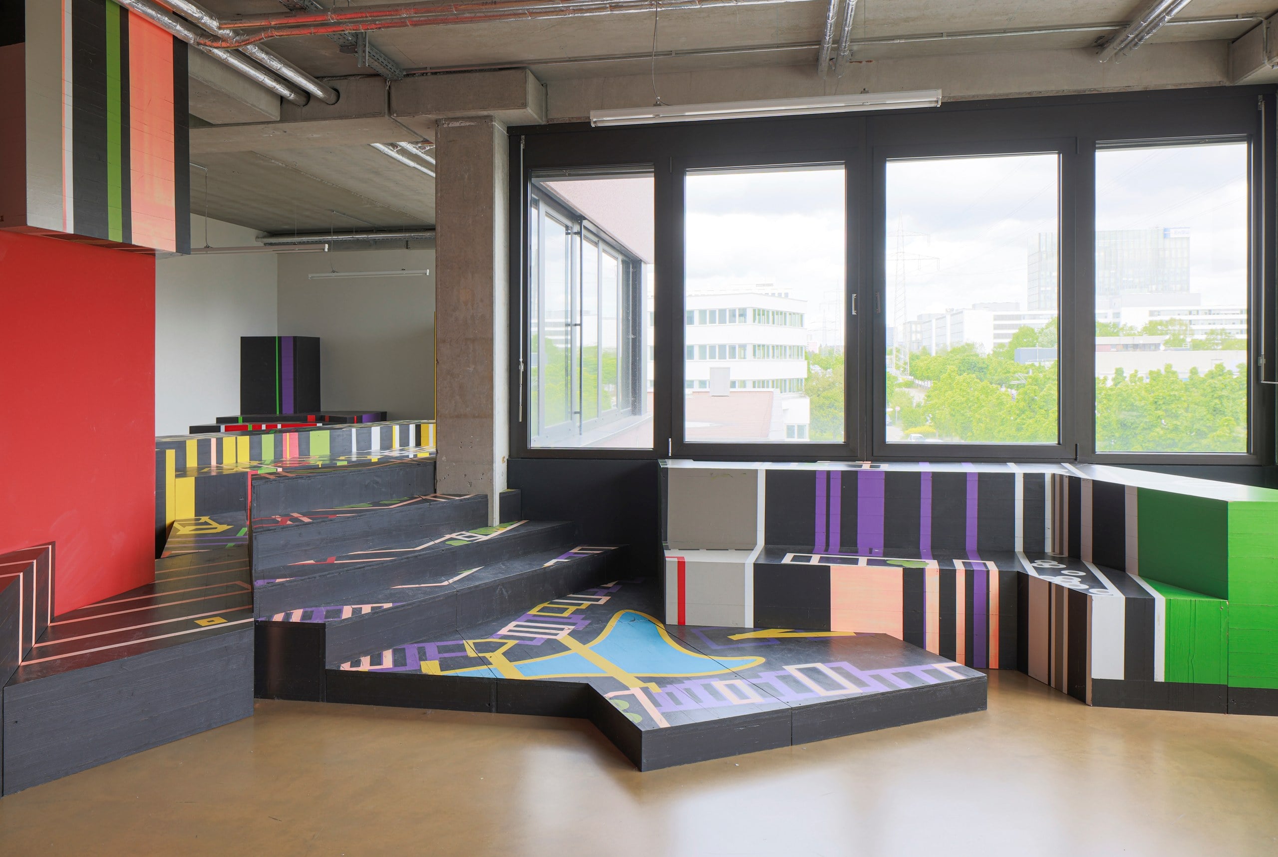 Großzügiger Innovation-Campus mit moderner Architektur
